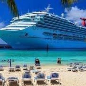 Meet your Posher, Donika